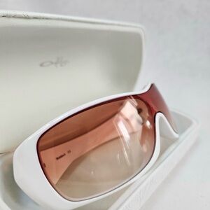 Oakley Riddle White Frame Sunglasses With Red Lenses